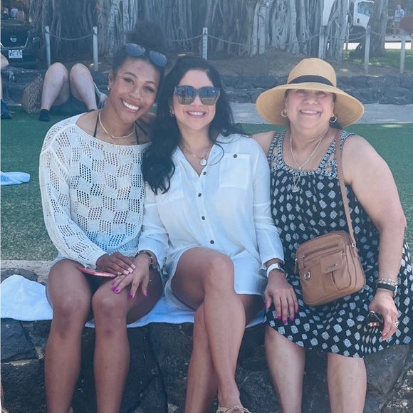 Meet your Posher, Moxies - Picture 3 of 11